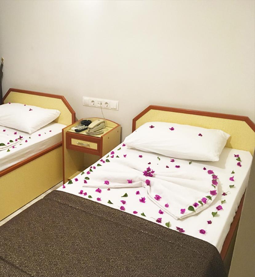 Dostlar Hotel Mersin  Exterior foto